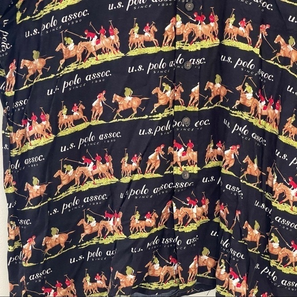 US polo men’s button shirt with great design size XL - Picture 5 of 10